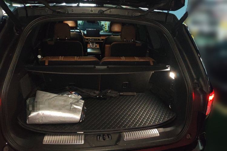 Used Lincoln Aviator 2021 3.0T V6 Four-Wheel Drive Zunya Edition Trunk