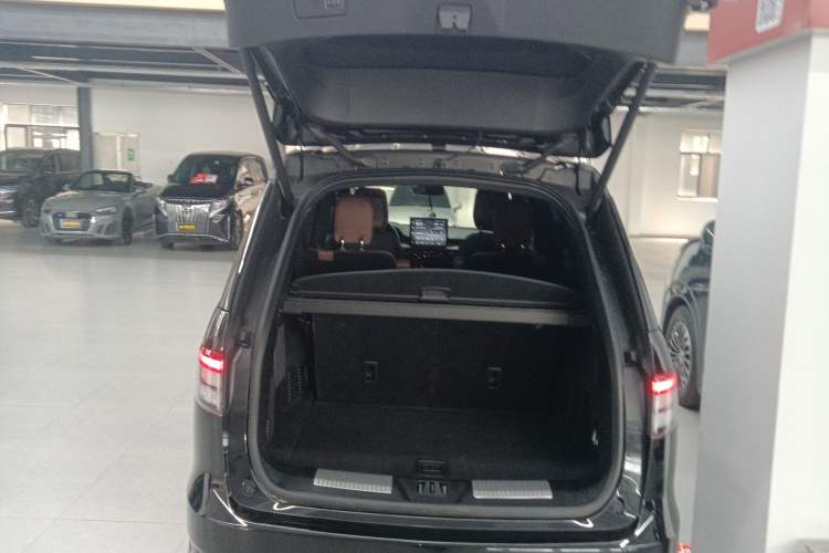 Used Lincoln Aviator 2021 3.0T V6 Four-Wheel Drive Zunya Edition Trunk