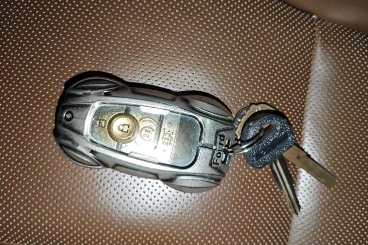 Used Lincoln Aviator 2021 3.0T V6 Four-Wheel Drive Zunya Edition Vehicle Key