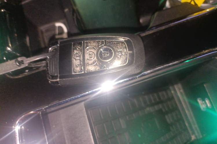 Used Lincoln Aviator 2021 3.0T V6 Four-Wheel Drive Zunya Edition Vehicle Key
