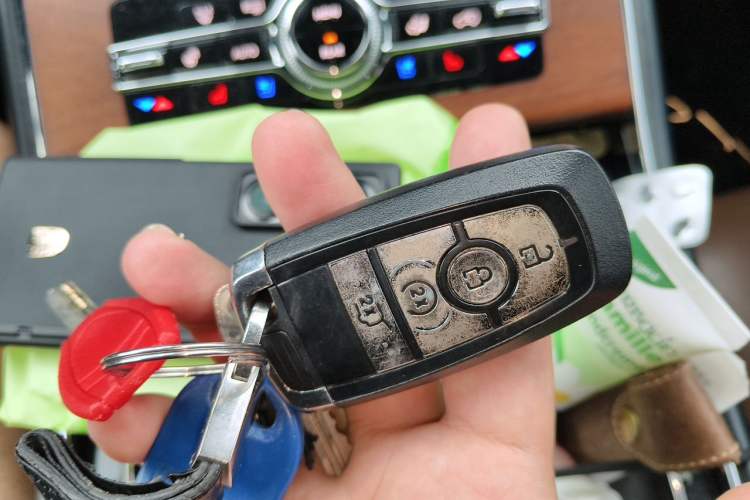Used Lincoln Aviator 2021 3.0T V6 Four-Wheel Drive Zunya Edition Vehicle Key