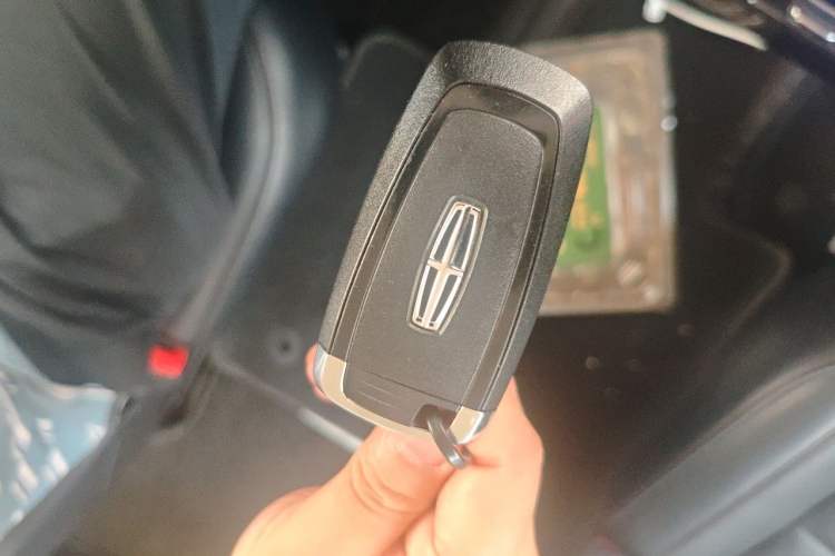 Used Lincoln Aviator 2021 3.0T V6 Four-Wheel Drive Luxury Edition Vehicle Key