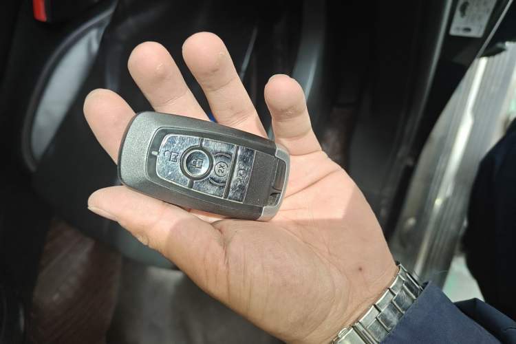 Used Lincoln Aviator 2021 3.0T V6 Four-Wheel Drive Luxury Edition Vehicle Key