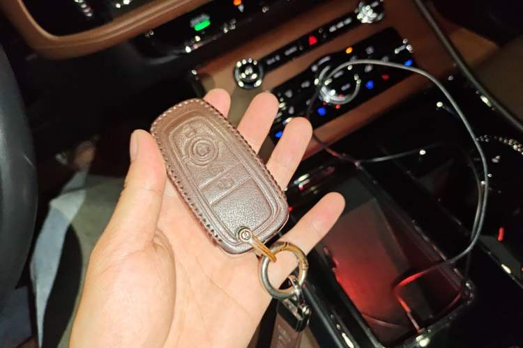 Used Lincoln Aviator 2021 3.0T V6 Four-Wheel Drive Zunya Edition Vehicle Key