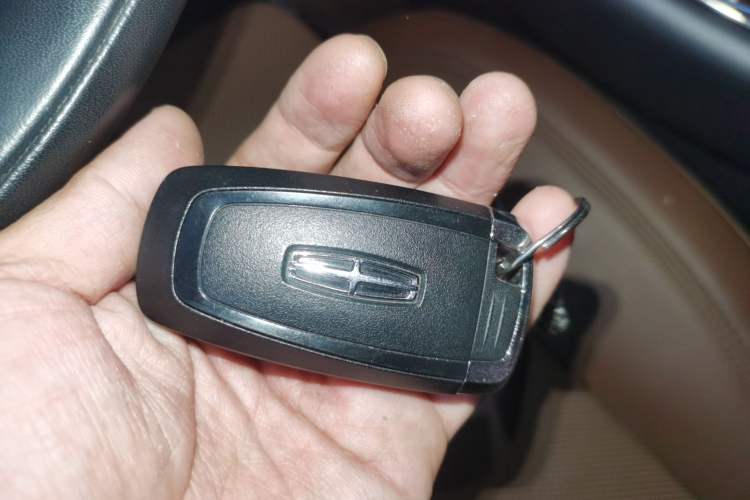 Used Lincoln Aviator 2021 3.0T V6 Four-Wheel Drive Zunya Edition Vehicle Key