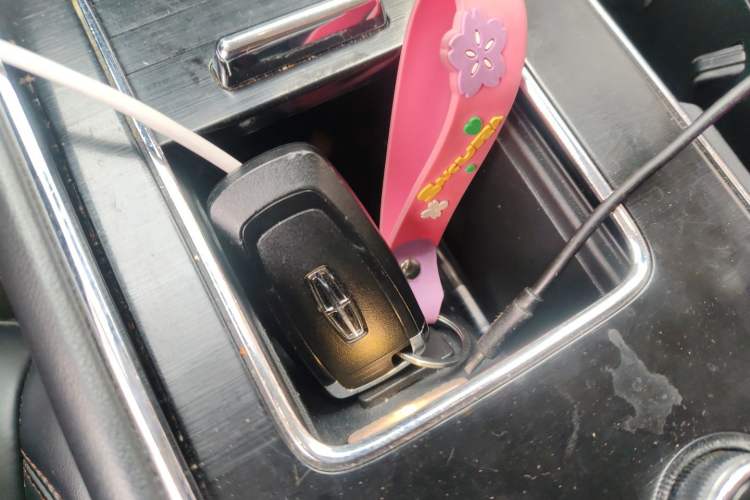 Used Lincoln Aviator 2021 3.0T V6 Two-Wheel Drive Zunyue Edition Vehicle Key