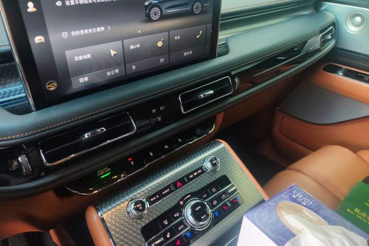 Used Lincoln Aviator 2021 3.0T V6 Four-Wheel Drive Presidential Edition Audio And AC Panel