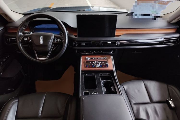 Used Lincoln Aviator 2021 3.0T V6 Four-Wheel Drive Luxury Edition Center Console