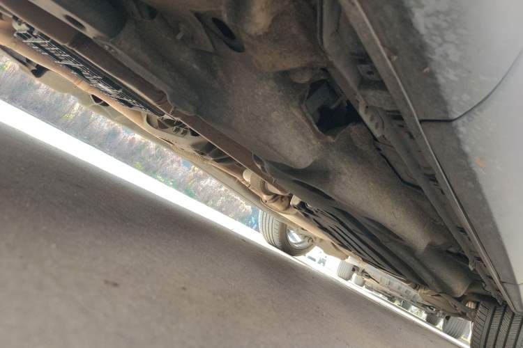 Used Lincoln Aviator 2021 3.0T V6 All-Wheel-Drive Executive Edition Chassis Front Left