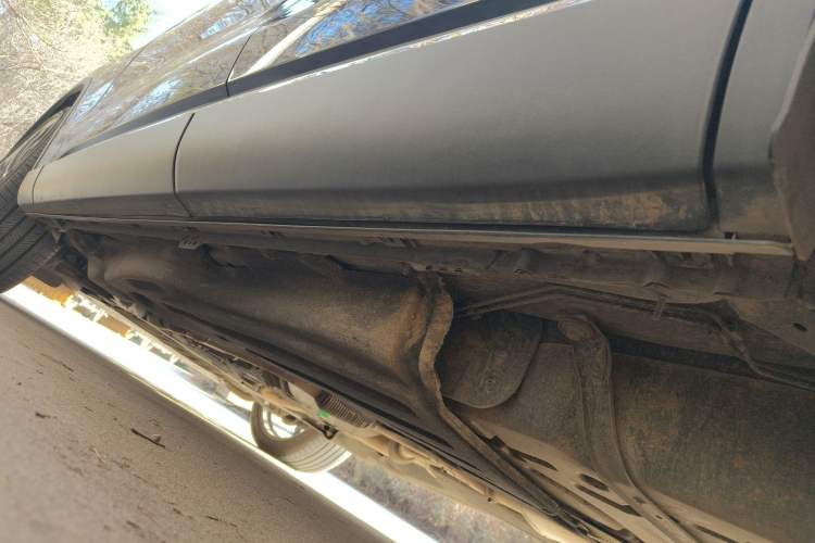 Used Lincoln Aviator 2021 3.0T V6 All-Wheel-Drive Executive Edition Chassis Rear Left