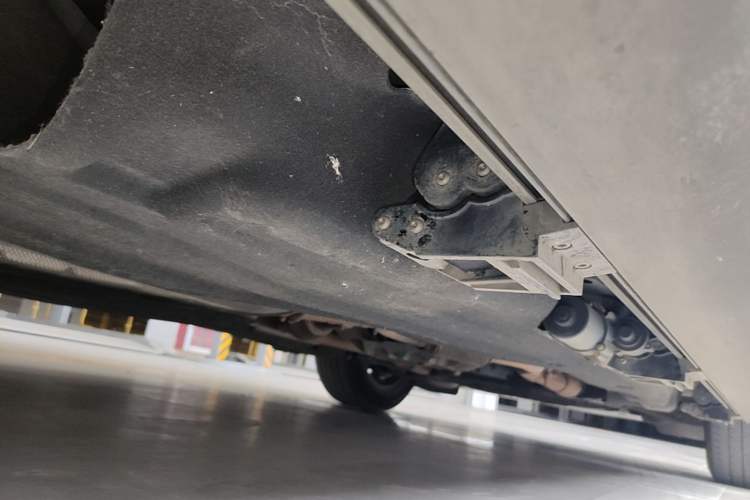 Used Lincoln Aviator 2021 3.0T V6 Four-Wheel Drive Luxury Edition Chassis Rear Right