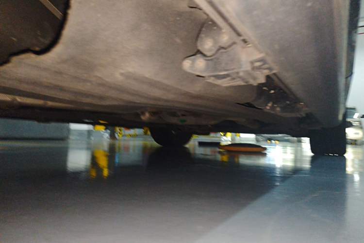 Used Lincoln Aviator 2021 3.0T V6 All-Wheel-Drive Executive Edition Chassis Rear Right