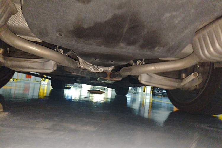Used Lincoln Aviator 2021 3.0T V6 All-Wheel-Drive Executive Edition Chassis Rear