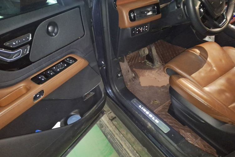 Used Lincoln Aviator 2021 3.0T V6 Four-Wheel Drive Zunya Edition Driver Seat