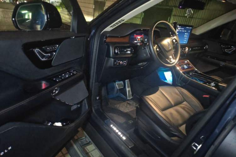 Used Lincoln Aviator 2021 3.0T V6 Four-Wheel Drive Luxury Edition Driver Seat