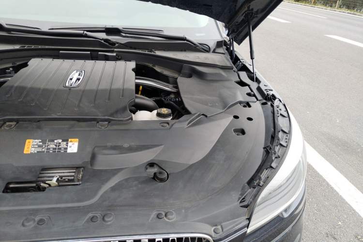 Used Lincoln Aviator 2021 3.0T V6 Four-Wheel Drive Luxury Edition Engine Bay Left