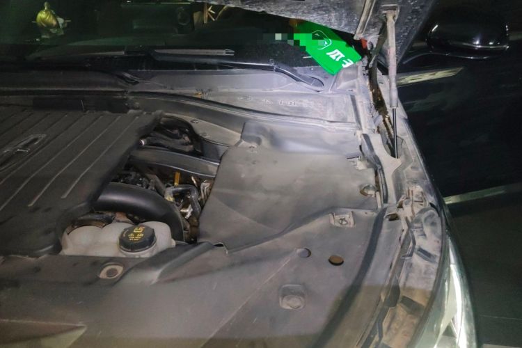Used Lincoln Aviator 2021 3.0T V6 All-Wheel-Drive Executive Edition Engine Bay Left