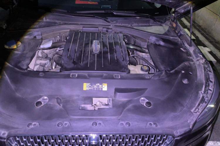Used Lincoln Aviator 2021 3.0T V6 Four-Wheel Drive Luxury Edition Engine Bay Left
