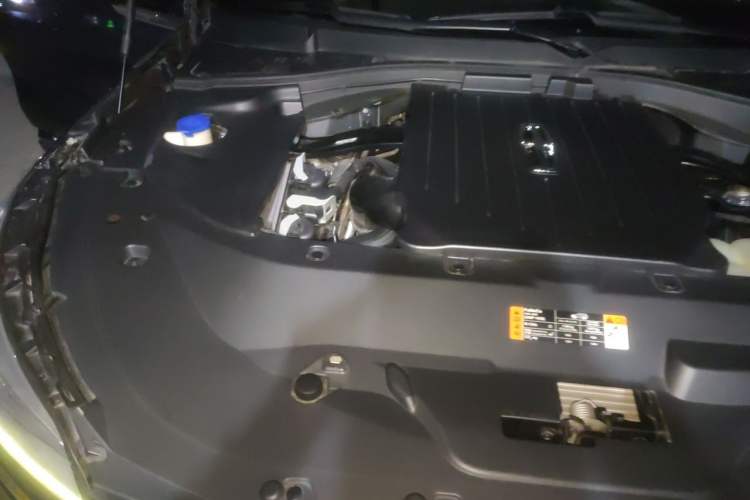 Used Lincoln Aviator 2021 3.0T V6 Four-Wheel Drive Luxury Edition Engine Bay Right
