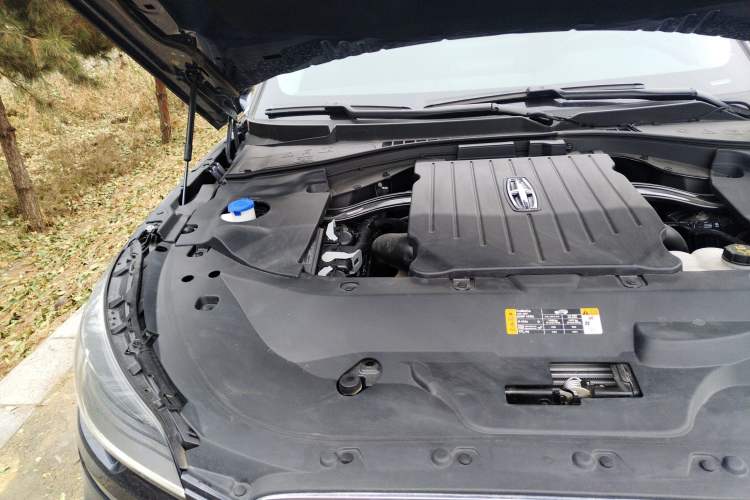 Used Lincoln Aviator 2021 3.0T V6 Four-Wheel Drive Luxury Edition Engine Bay Right