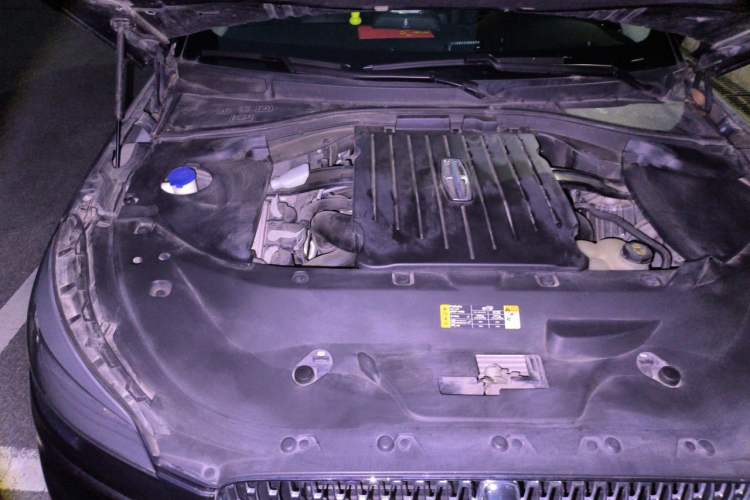 Used Lincoln Aviator 2021 3.0T V6 Four-Wheel Drive Luxury Edition Engine Bay Right
