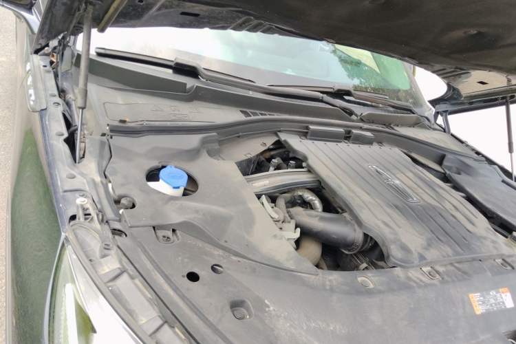 Used Lincoln Aviator 2021 3.0T V6 Four-Wheel Drive Zunya Edition Engine Bay Right