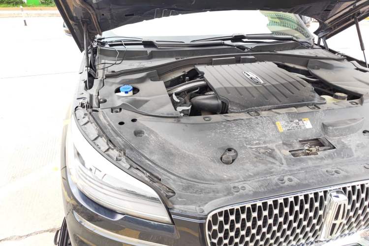 Used Lincoln Aviator 2021 3.0T V6 Four-Wheel Drive Zunya Edition Engine Bay Right