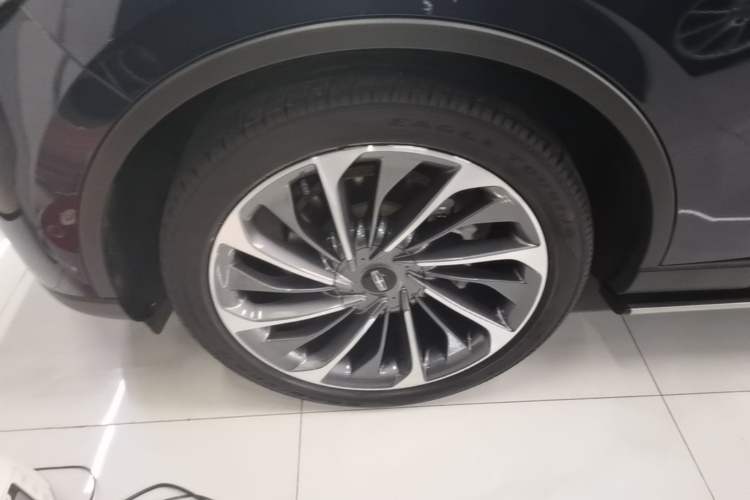 Used Lincoln Aviator 2021 3.0T V6 All-Wheel-Drive Executive Edition Exterior 1