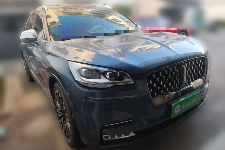 Used Lincoln Aviator 2021 3.0T V6 Four-Wheel Drive Presidential Edition Front Right 45 Deg