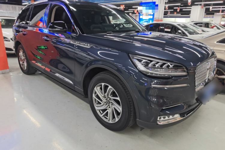 Used Lincoln Aviator 2021 3.0T V6 Four-Wheel Drive Luxury Edition Front Right 45 Deg