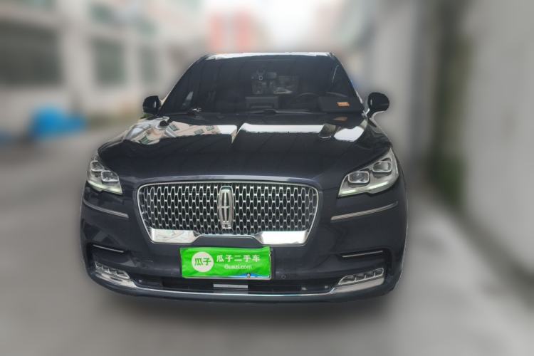 Used Lincoln Aviator 2021 3.0T V6 All-Wheel-Drive Executive Edition Front