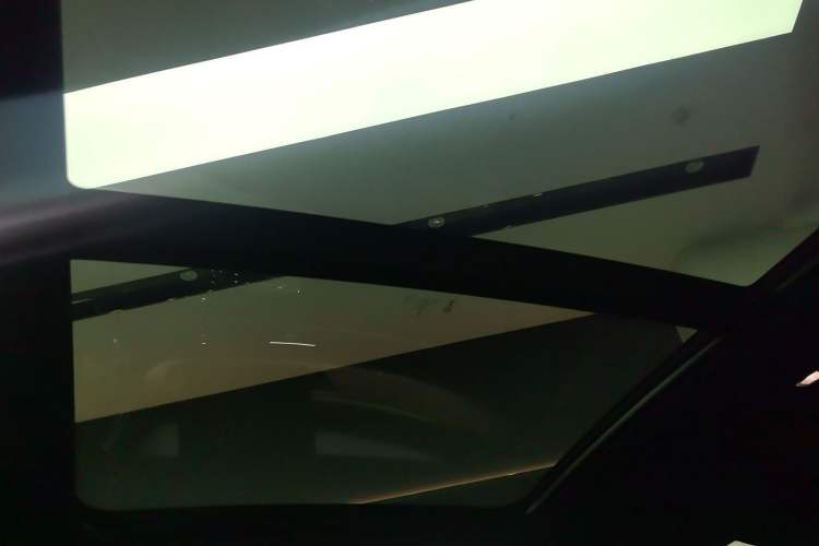 Used Lincoln Aviator 2021 3.0T V6 Four-Wheel Drive Zunya Edition Headliner