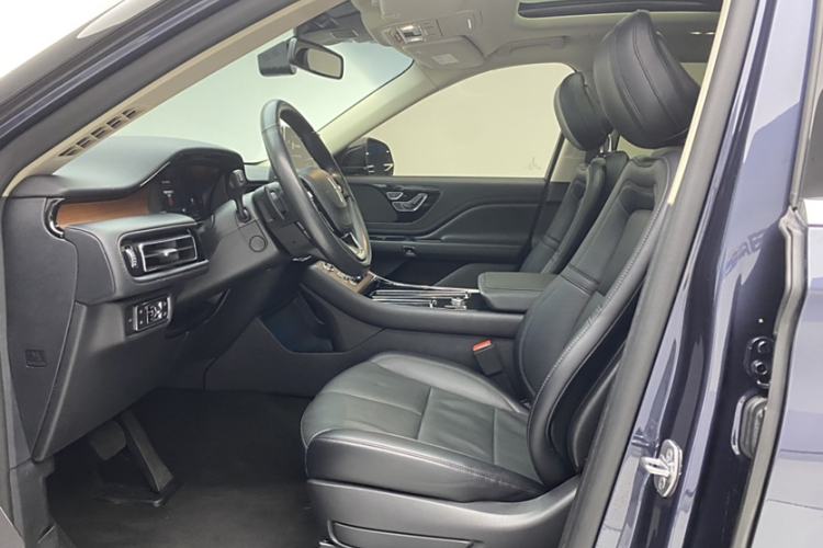 Used Lincoln Aviator 2021 3.0T V6 Four-Wheel Drive Luxury Edition Interior 2