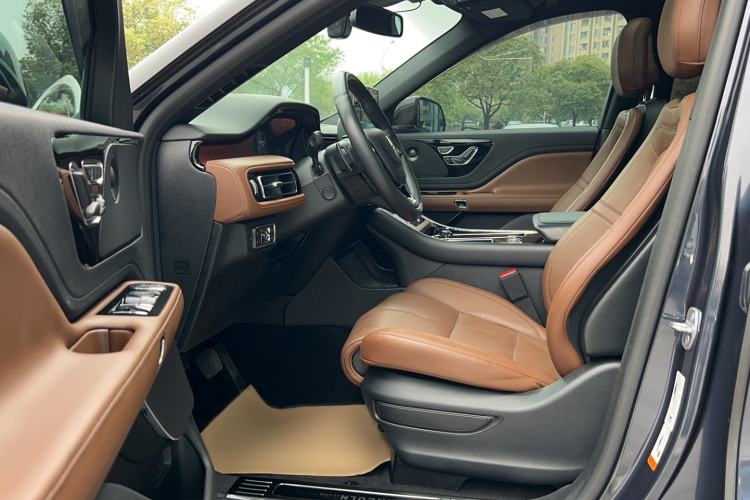 Used Lincoln Aviator 2021 3.0T V6 Four-Wheel Drive Zunya Edition Interior 2