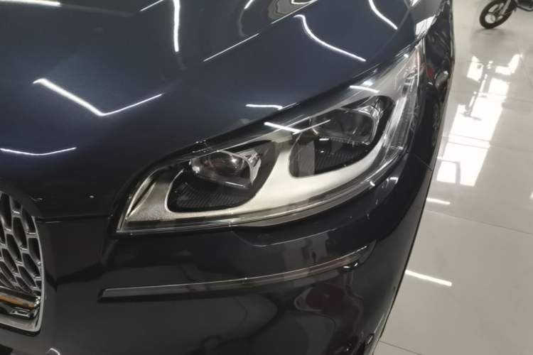 Used Lincoln Aviator 2021 3.0T V6 All-Wheel-Drive Executive Edition Left Front Headlight