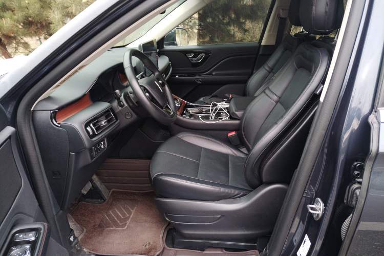 Used Lincoln Aviator 2021 3.0T V6 Four-Wheel Drive Luxury Edition Left Front Seat