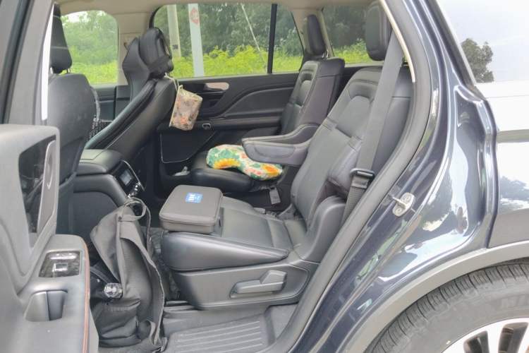 Used Lincoln Aviator 2021 3.0T V6 Four-Wheel Drive Zunya Edition Left Rear Seat