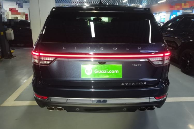 Used Lincoln Aviator 2021 3.0T V6 All-Wheel-Drive Executive Edition Rear