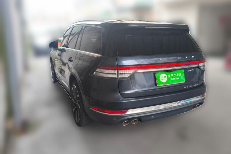 Used Lincoln Aviator 2021 3.0T V6 All-Wheel-Drive Executive Edition Rear Left 45 Deg