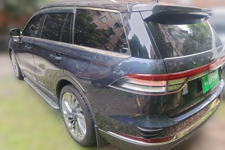 Used Lincoln Aviator 2021 3.0T V6 All-Wheel-Drive Executive Edition Rear Left 45 Deg