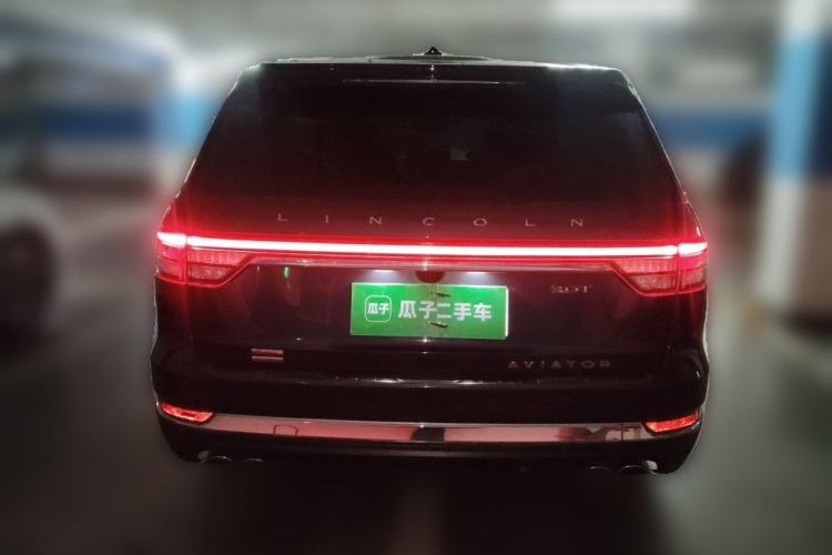 Used Lincoln Aviator 2021 3.0T V6 All-Wheel-Drive Executive Edition Rear