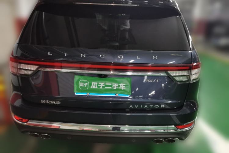 Used Lincoln Aviator 2021 3.0T V6 All-Wheel-Drive Executive Edition Rear