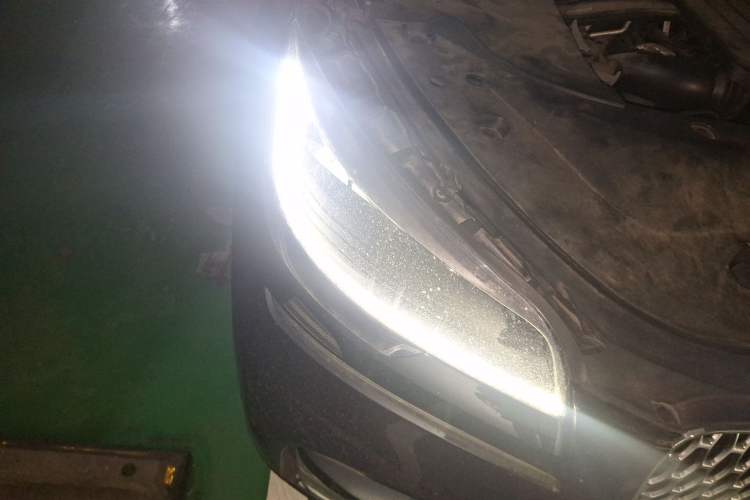 Used Lincoln Aviator 2021 3.0T V6 Four-Wheel Drive Zunya Edition Right Front Headlight