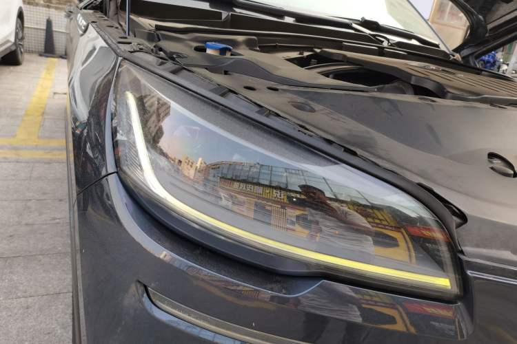 Used Lincoln Aviator 2021 3.0T V6 Four-Wheel Drive Luxury Edition Right Front Headlight