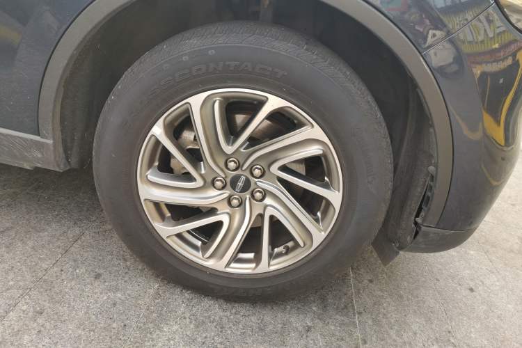 Used Lincoln Aviator 2021 3.0T V6 Four-Wheel Drive Luxury Edition Right Front Wheel Hub