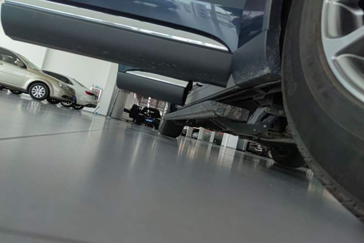 Used Lincoln Aviator 2021 3.0T V6 Four-Wheel Drive Luxury Edition Right Side Sill
