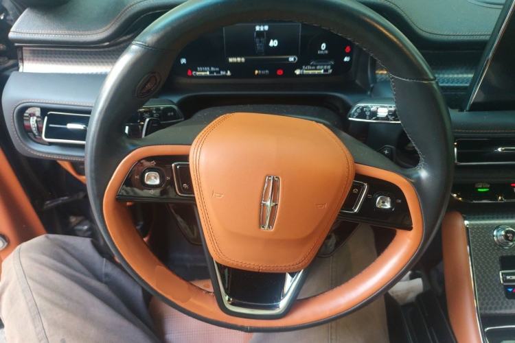 Used Lincoln Aviator 2021 3.0T V6 Four-Wheel Drive Presidential Edition Steering Wheel