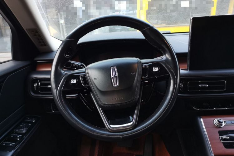 Used Lincoln Aviator 2021 3.0T V6 Four-Wheel Drive Luxury Edition Steering Wheel