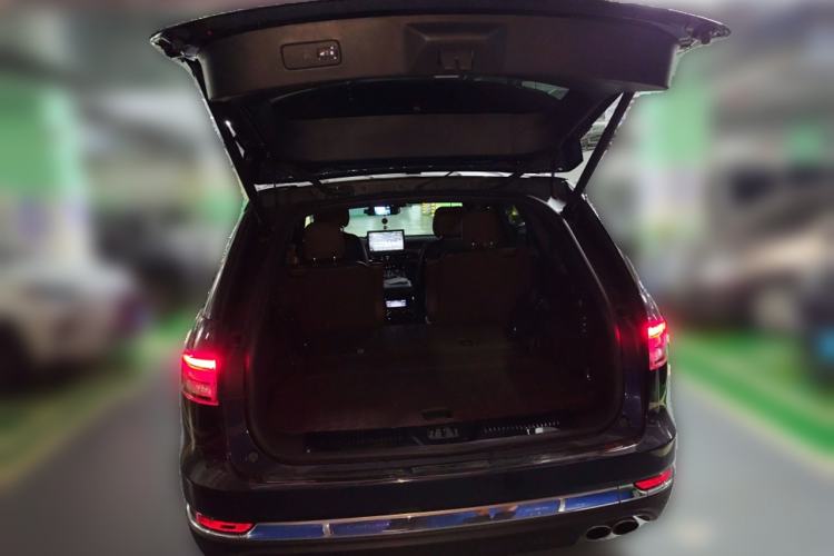 Used Lincoln Aviator 2021 3.0T V6 Four-Wheel Drive Zunya Edition Trunk