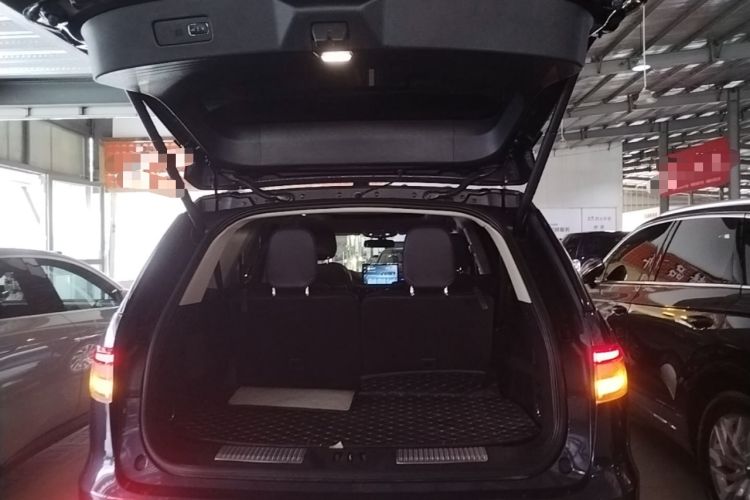 Used Lincoln Aviator 2021 3.0T V6 Four-Wheel Drive Luxury Edition Trunk